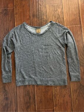 good hYOUman Heather Gray Pullover Sweatshirt with 'Thankful' Chest Text